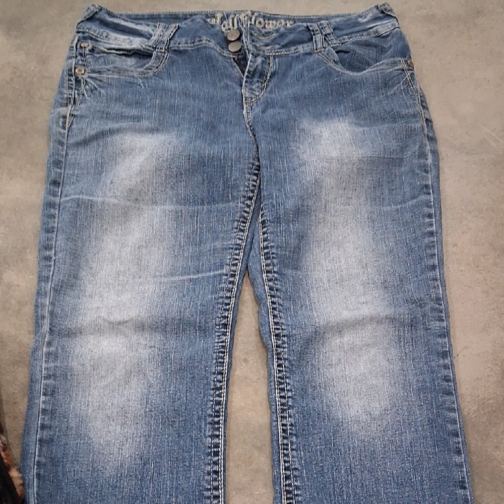 Wallflower Medium Wash Straight Leg Denim Jeans with Distressed Details
